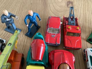 Lote 21 Coches Guisval, majorette, Matchbox,...