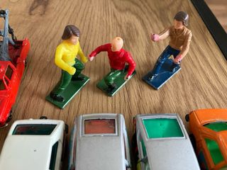 Lote 21 Coches Guisval, majorette, Matchbox,...