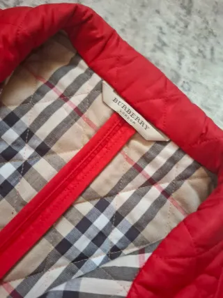 Chaqueta Burberry Roja Acolchada