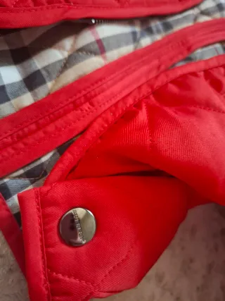 Chaqueta Burberry Roja Acolchada