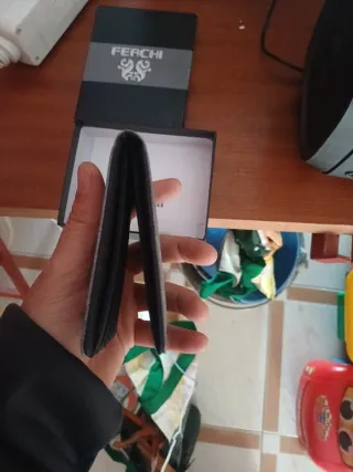 Cartera Tarjetero Ferchi Gris y Negro