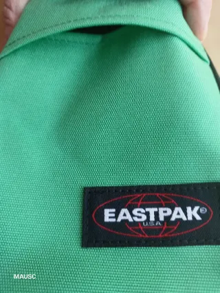 Bolso Eastpak verde
