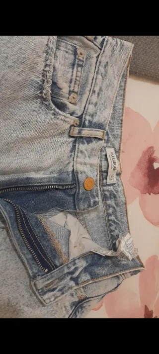 Pantalón vaquero mujer desgastado