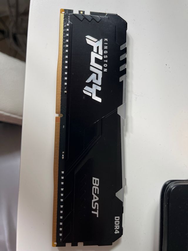 2x 8GB DDR4 RAM 16GB 3200MHZ