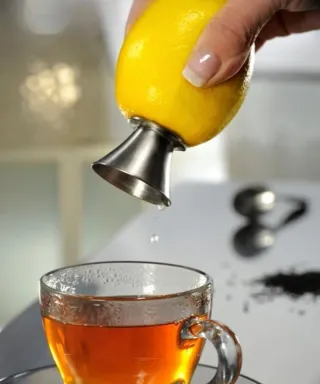 Pack 2 cocina(exprimidor+rallador multiusos)