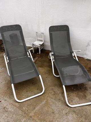 Tumbonas grises y blancas (3 unidades)