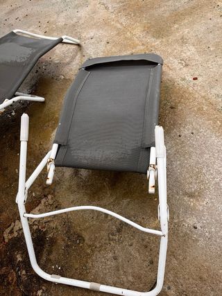 Tumbonas grises y blancas (3 unidades)