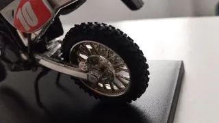 Moto KTM 540 SXC. Maisto.