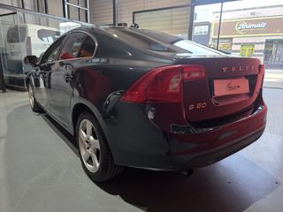 Volvo S60 2.0 D3 Momentum Auto