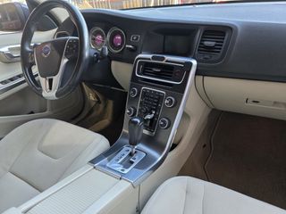 Volvo S60 2.0 D3 Momentum Auto