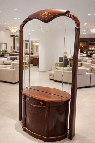 Mueble de entrada con espejo grande