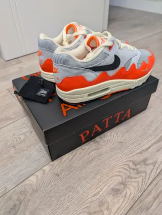 Patta x Nike Air Max 1 Hyper Crimson