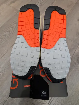 Patta x Nike Air Max 1 Hyper Crimson