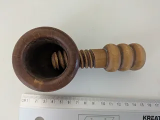 Cascanueces de madera