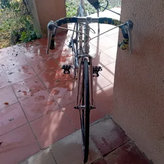 Bicicleta de carretera OLMO