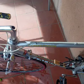 Bicicleta de carretera OLMO