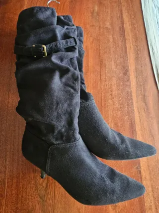 Botas Zara Talla 38 Negras Tacón