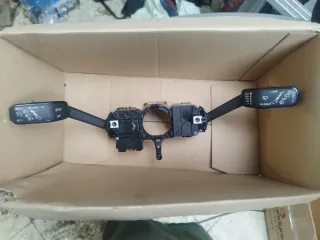 Mando limpia parabrisas y luces con control de vel