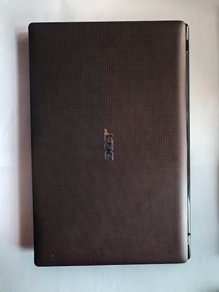 Acer Aspire 5741g i3 8GB RAM 120GB SSD Radeon