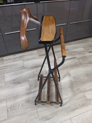 Galán de noche madera y metal