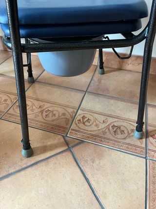 Silla con Inodoro para Mayores