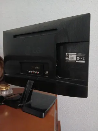 Televisor LG Negro El pago personal  No envios