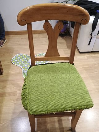 Mesa comedor rústica y 4 sillas pino macizo