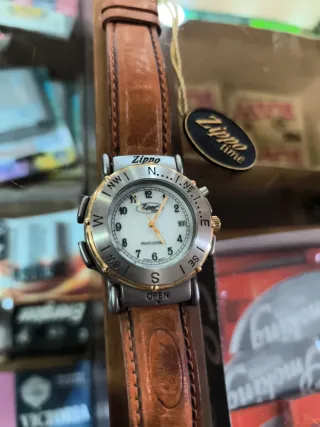 Reloj Zippo Profesional Marrón y Dorado