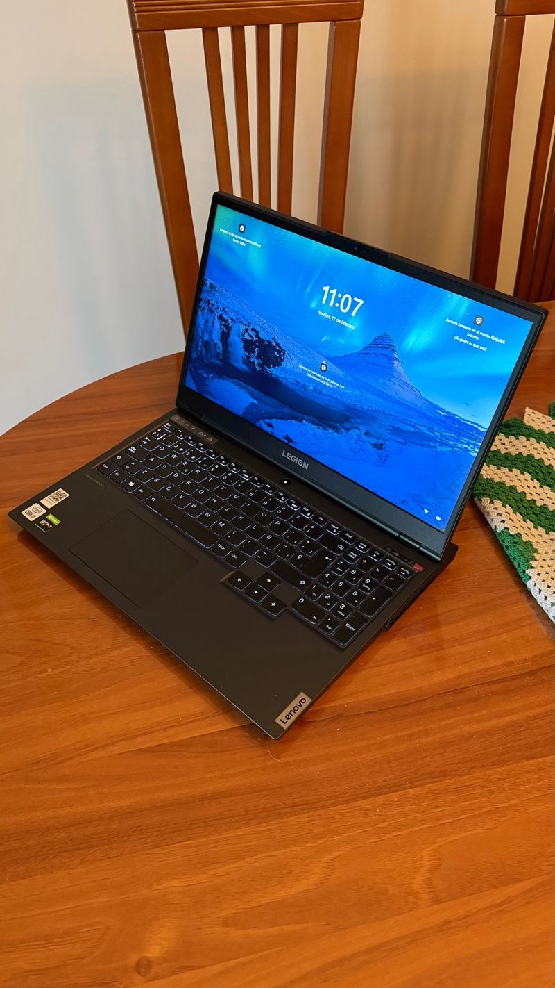 Lenovo Legion 5 i7-10750H GTX1650