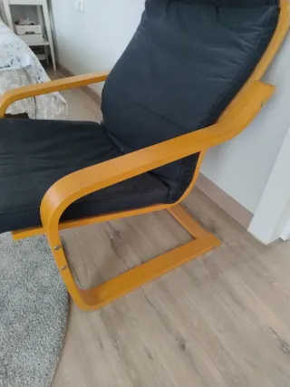 Butaca Poäng Ikea Madera y Tela Negra
