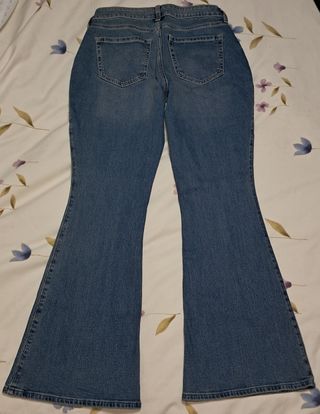Pantalones Tejanos Acampanados Hollister T38