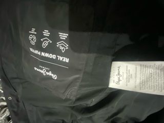 Abrigo plumífero largo Pepe Jeans negro