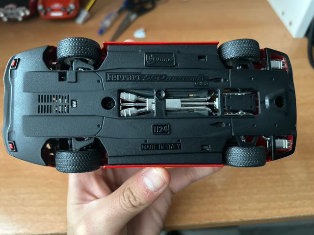 Ferrari 550 Maranello 1/24 Burago
