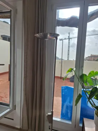 Lámpara de pie vintage con luz regulable