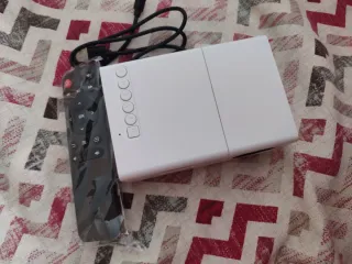 Proyector portátil blanco