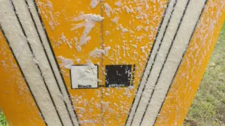 Tabla de surf amarilla