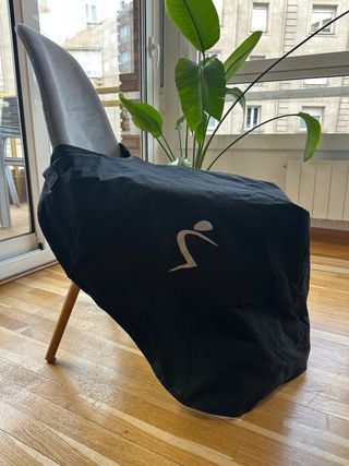 Cubrepiérnas Moto OUT MT1 Universal Negro