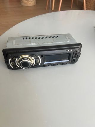 Radio de coche KYG
