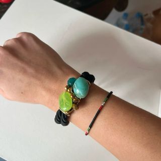 Pulsera cuerda piedras