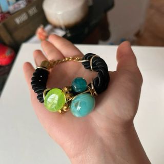 Pulsera cuerda piedras