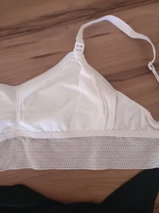 Sujetadores de lactancia blanco y negro