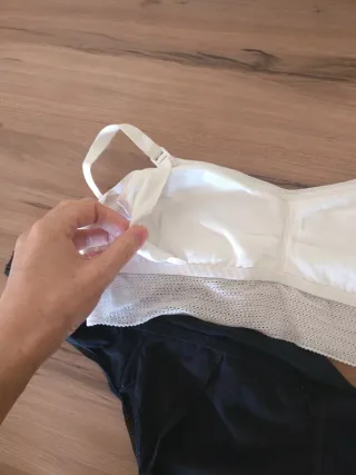 Sujetadores de lactancia blanco y negro