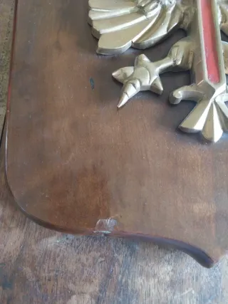 Metopa militar águila San Juan y Cruz de Santiago