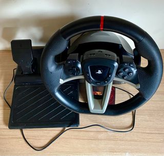 Volante Hori PS4 con Pedali