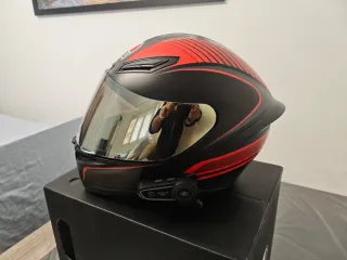 Casco AGV Warmup, corn intercomunicador incluido.