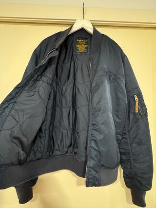 Chaqueta Bomber Alpha Industries x Deus Ex Machina