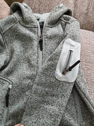 Chaqueta polar niño con capucha