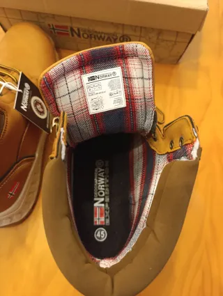 Botas National Geographic Beige/Marrón