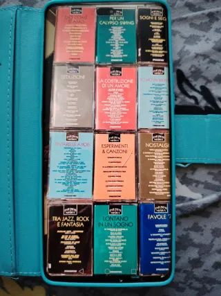 Raccolta di 77  musicassette Emozioni in musica