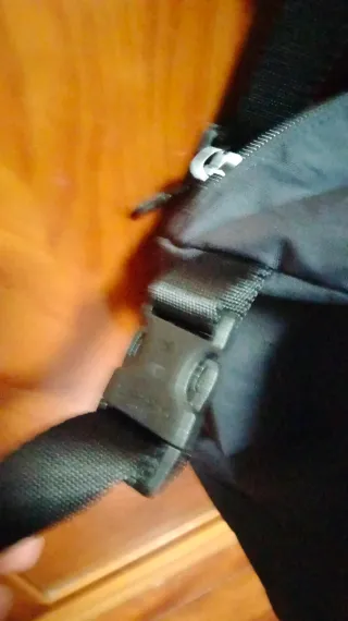 Bolso de viaje Napapijri negro y multicolor